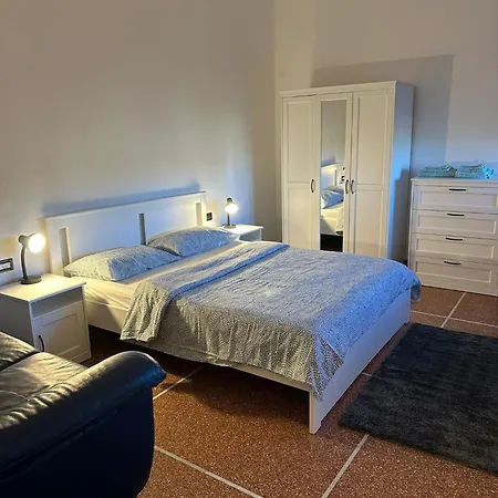 Da Luciano Vicino Stazione Piazza Principe Genua