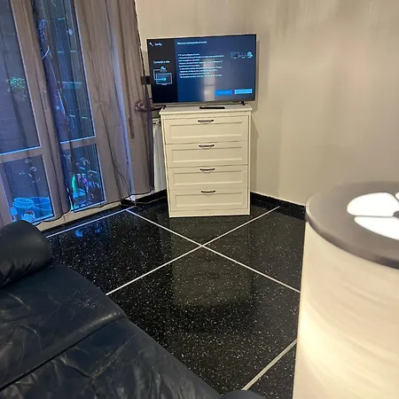 Da Luciano Vicino Stazione Piazza Principe Apartamento