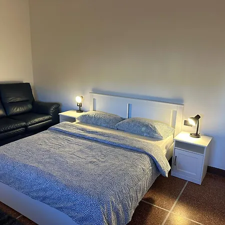 Da Luciano Vicino Stazione Piazza Principe Apartamento *